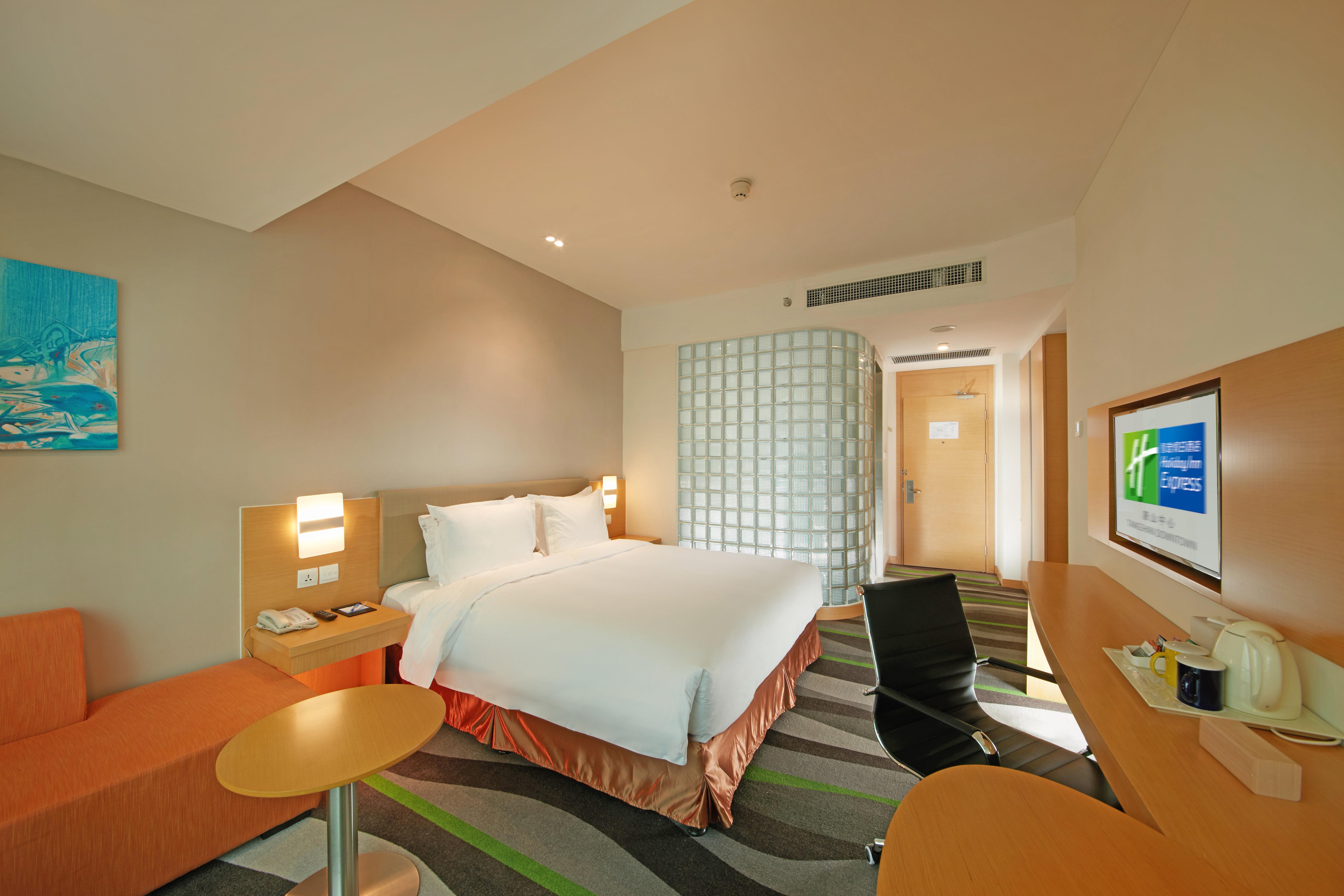 Holiday Inn Express Tangshan Downtown By Ihg Exterior foto