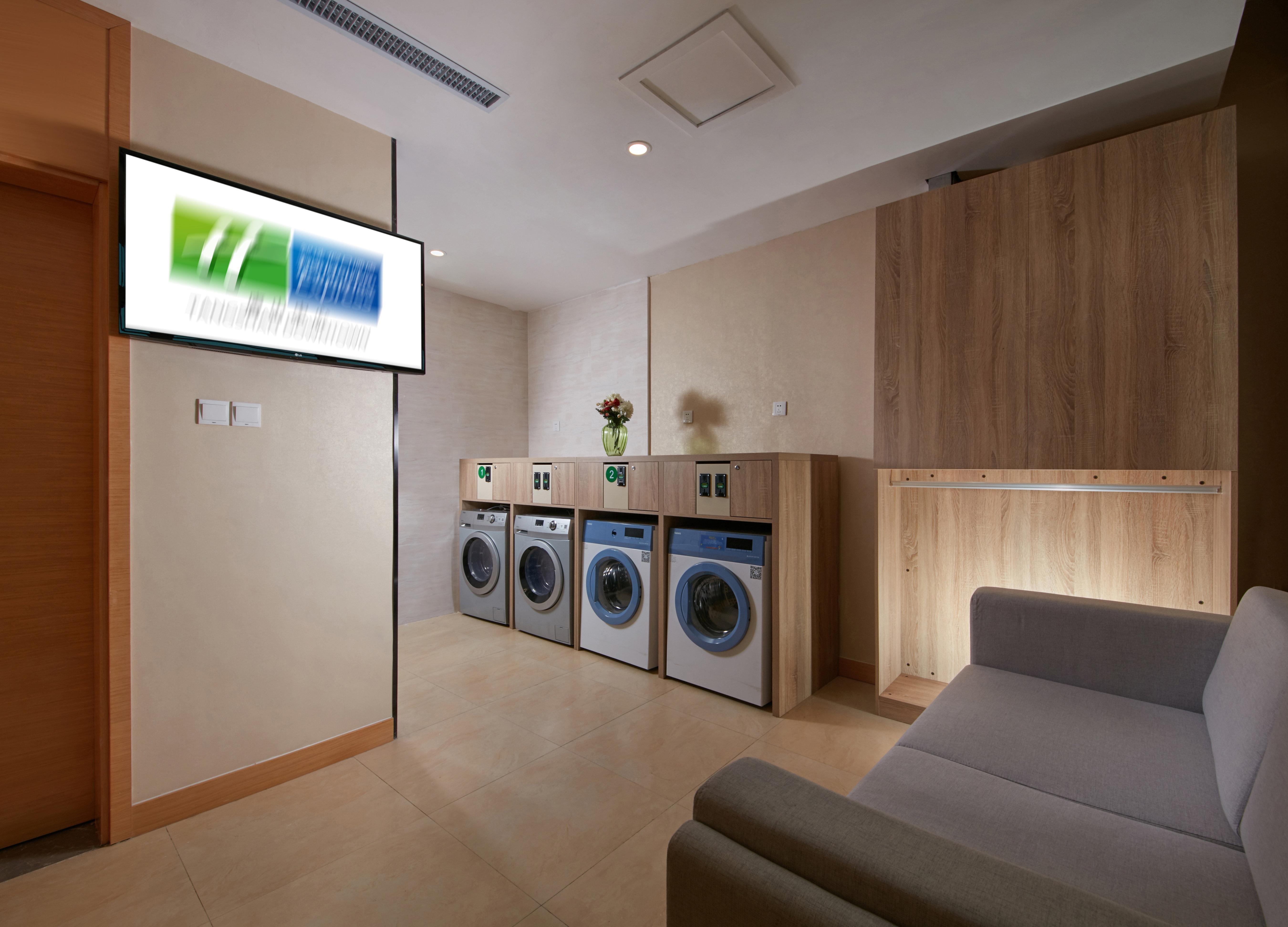 Holiday Inn Express Tangshan Downtown By Ihg Exterior foto